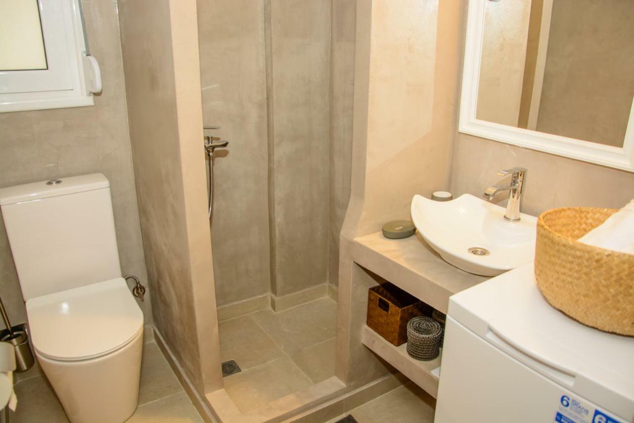 Neighborly Nest - Apartment In The Heart Of Athènes Extérieur photo