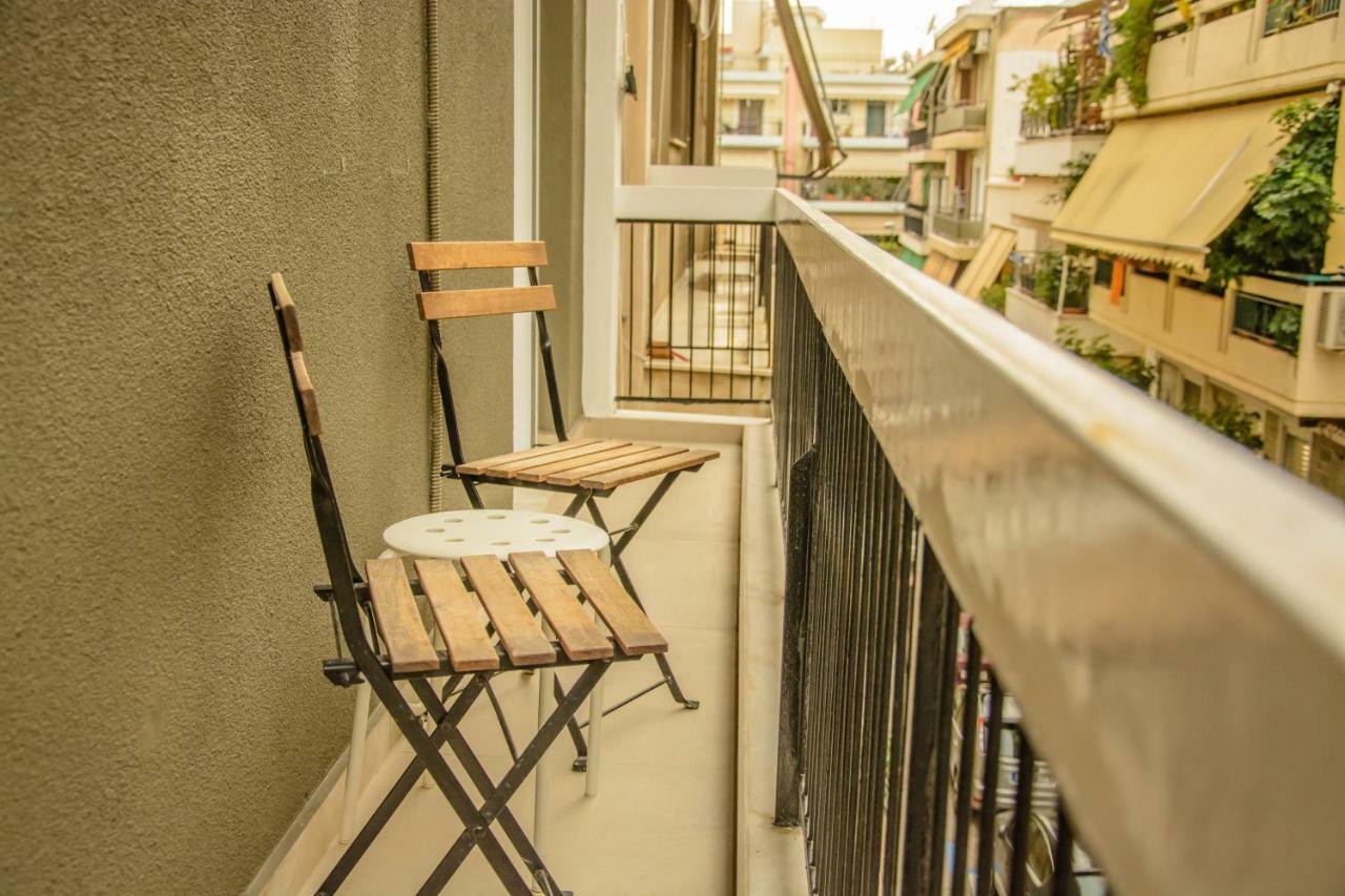 Neighborly Nest - Apartment In The Heart Of Athènes Extérieur photo